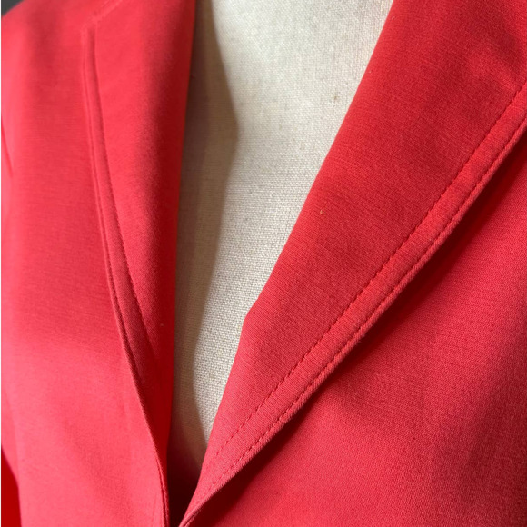 Jones Wear Coral Jacket with One Hook and Loop Closing Size 10 - Picture 2 of 6